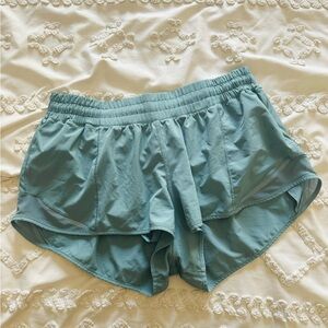 🍋 🍋 Lululemon Green Shorts